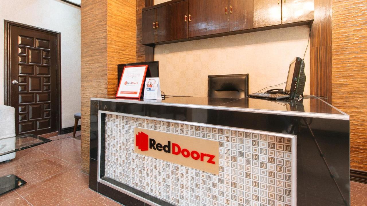 Reddoorz Plus At Canley Residential Pasig City Esterno foto
