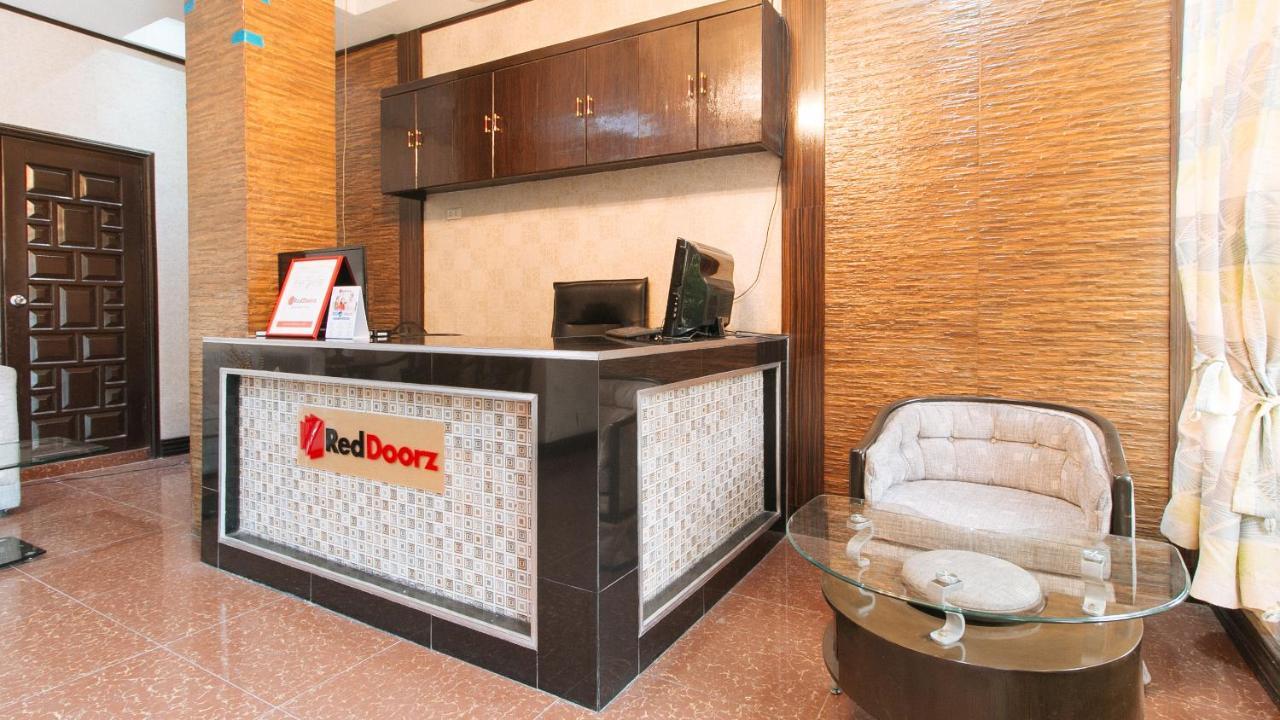 Reddoorz Plus At Canley Residential Pasig City Esterno foto