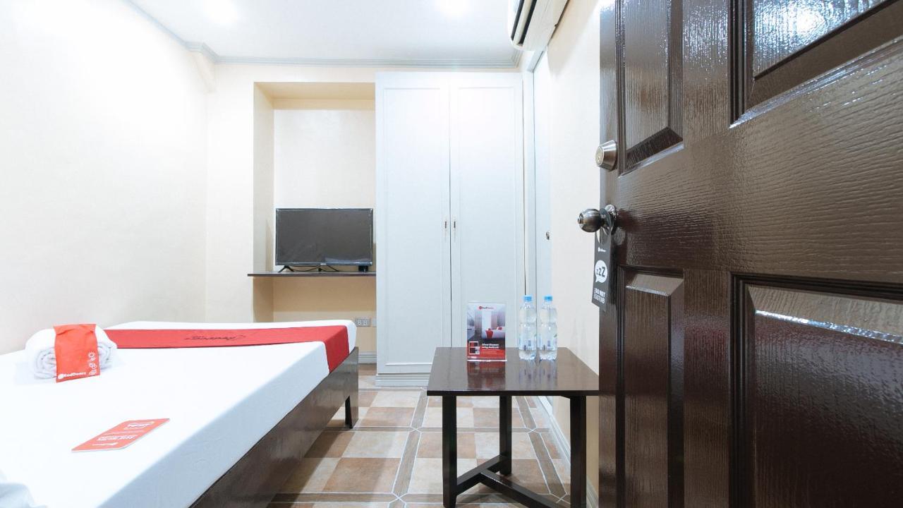 Reddoorz Plus At Canley Residential Pasig City Esterno foto
