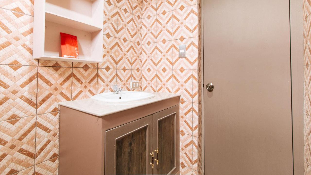 Reddoorz Plus At Canley Residential Pasig City Esterno foto