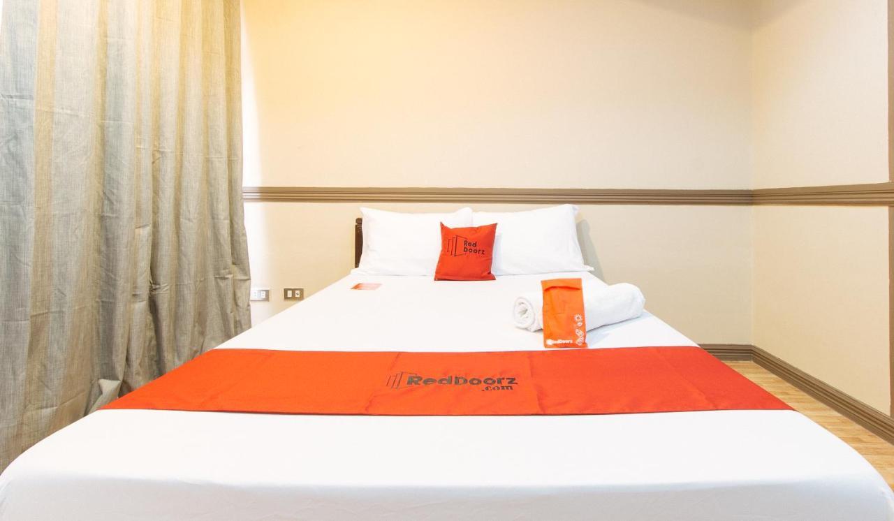 Reddoorz Plus At Canley Residential Pasig City Esterno foto