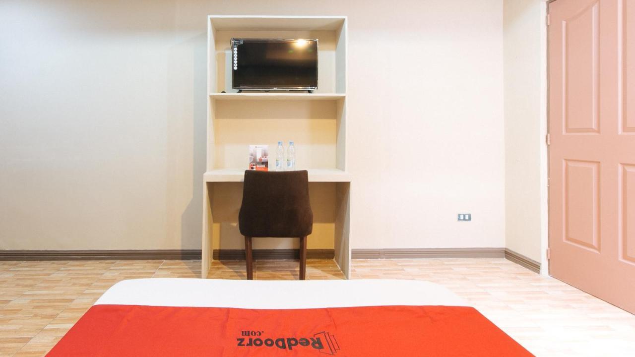 Reddoorz Plus At Canley Residential Pasig City Esterno foto