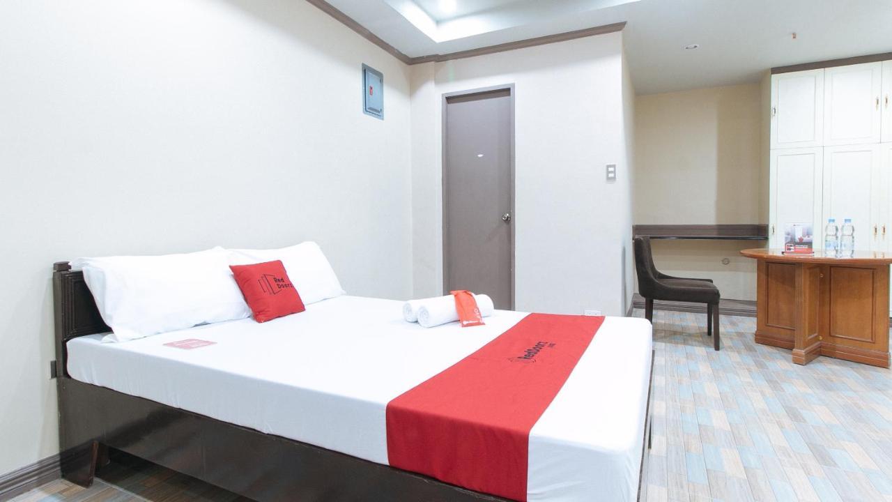 Reddoorz Plus At Canley Residential Pasig City Esterno foto
