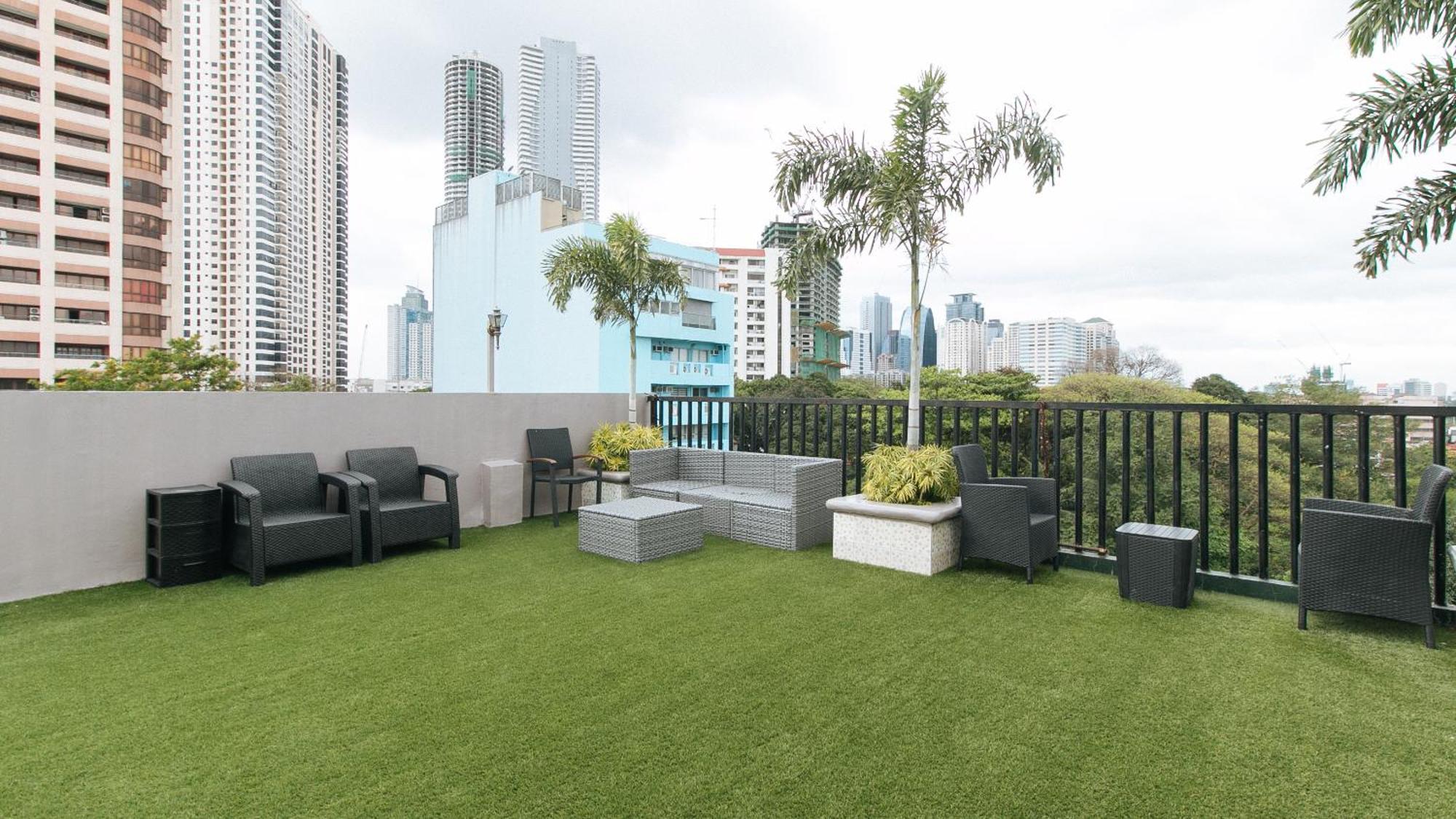 Reddoorz Plus At Canley Residential Pasig City Esterno foto